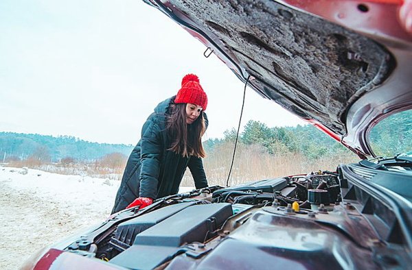 Kerusakan mobil musim dingin